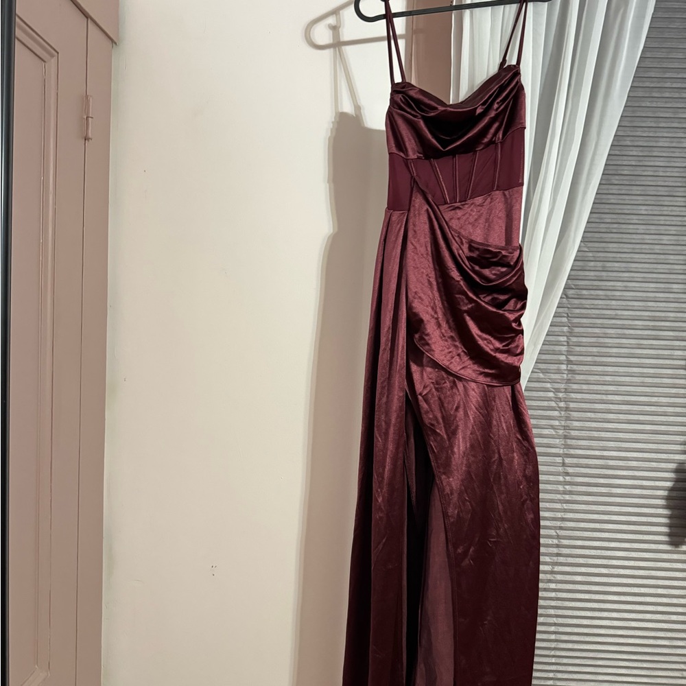 Elegant Burgundy Evening Gown